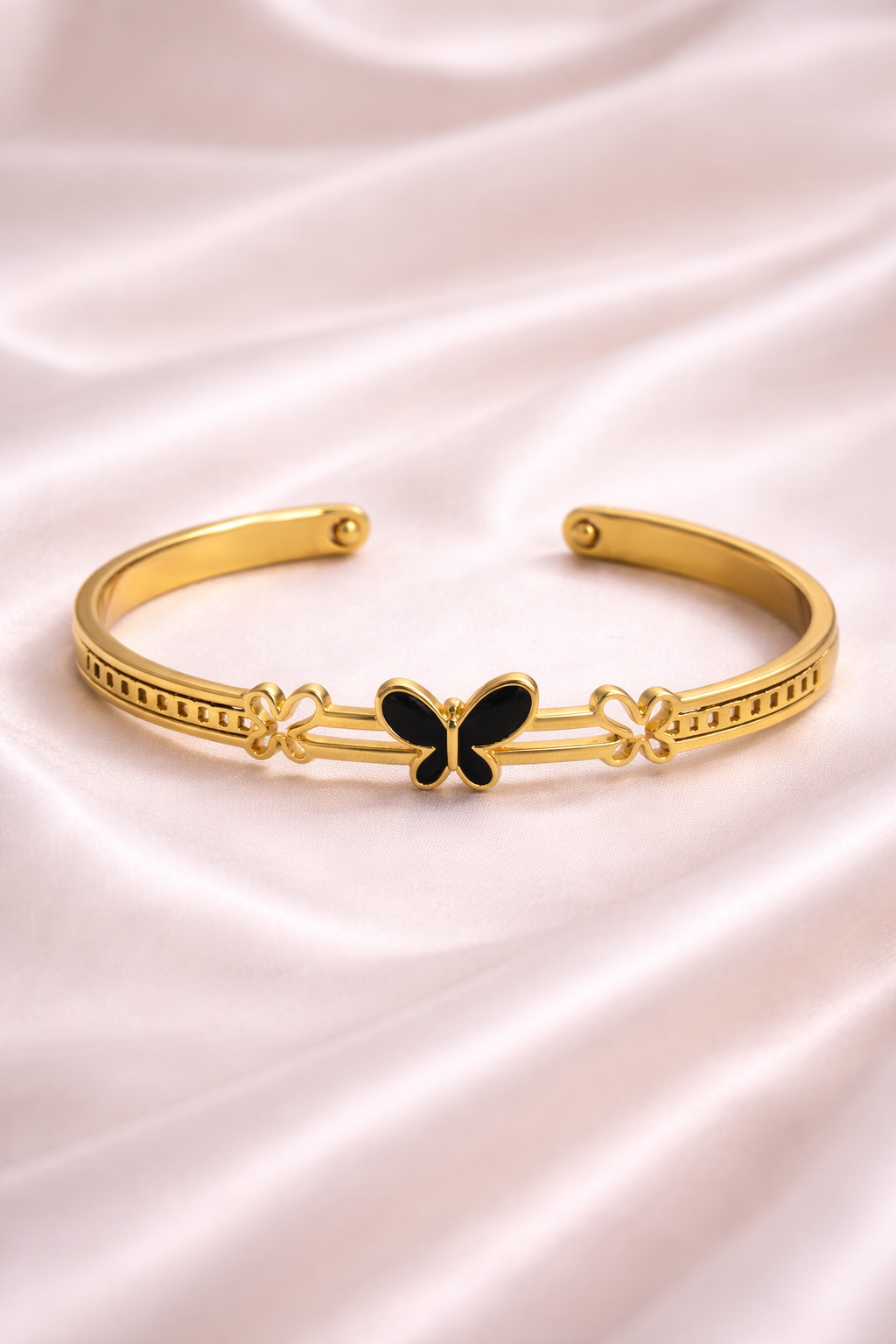 Butterfly Gold Open Bangle – 18K Gold Plated Stainless Steel Adjustable Women’s Bracelet