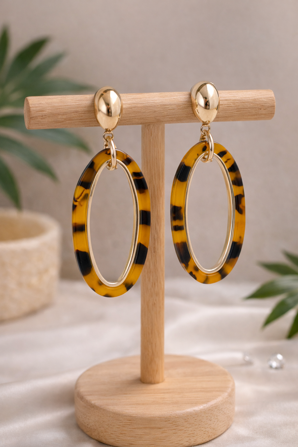 Tortoiseshell Oval Drop Earrings – Gold Statement Dangle Earrings for Women